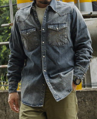 Blue slub denim western shirt with chest pockets and button-front placket