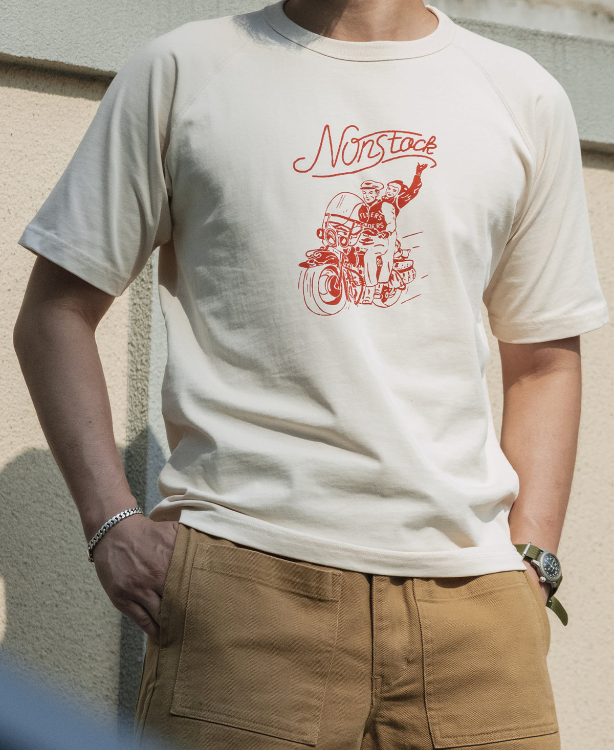 Retro Motorcycle Rider Printed Raglan Sleeve T-Shirt - Apricot