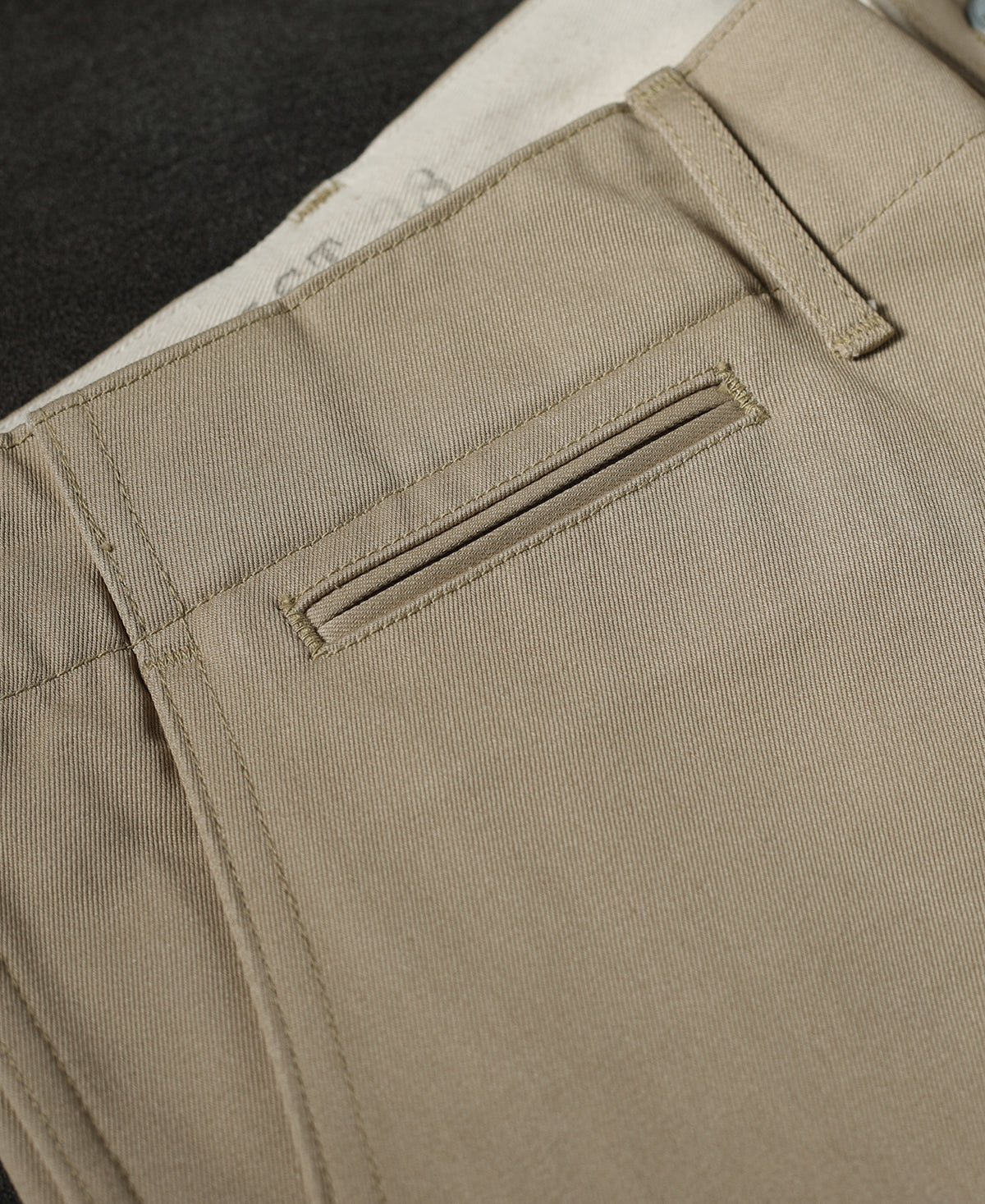 ASSORTED Solid Cotton Chinos Trousers, Men at Rs 295/piece in Ahmedabad |  ID: 21939970712