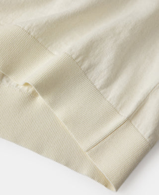 hem detail of 1950s Jersey Knit Short Sleeve Pocket T-Shirt in Apricot