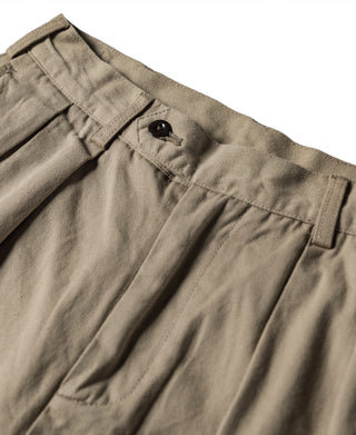 Classic Straight Leg Double Pleated Shorts - Khaki