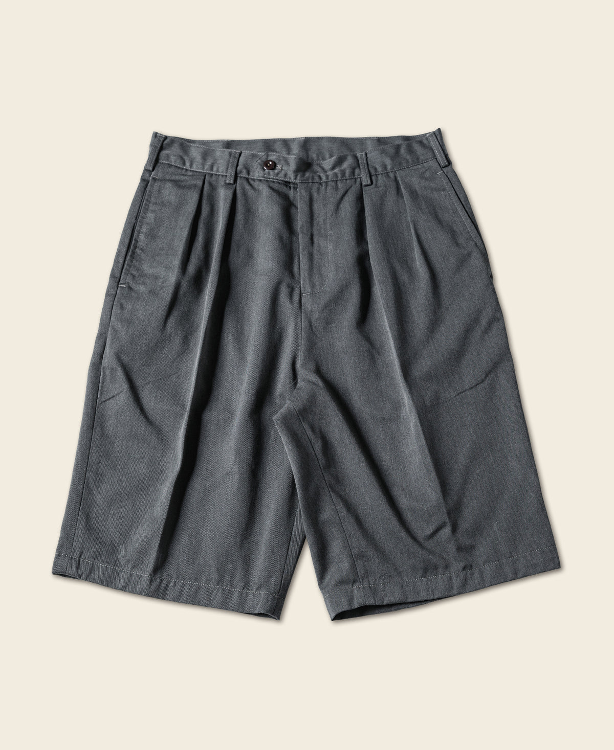 Classic Straight Leg Double Pleated Shorts - Gray