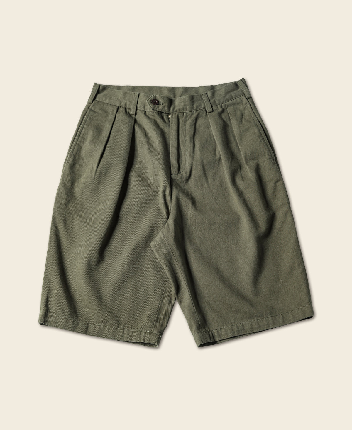 Classic Straight Leg Double Pleated Shorts - Olive