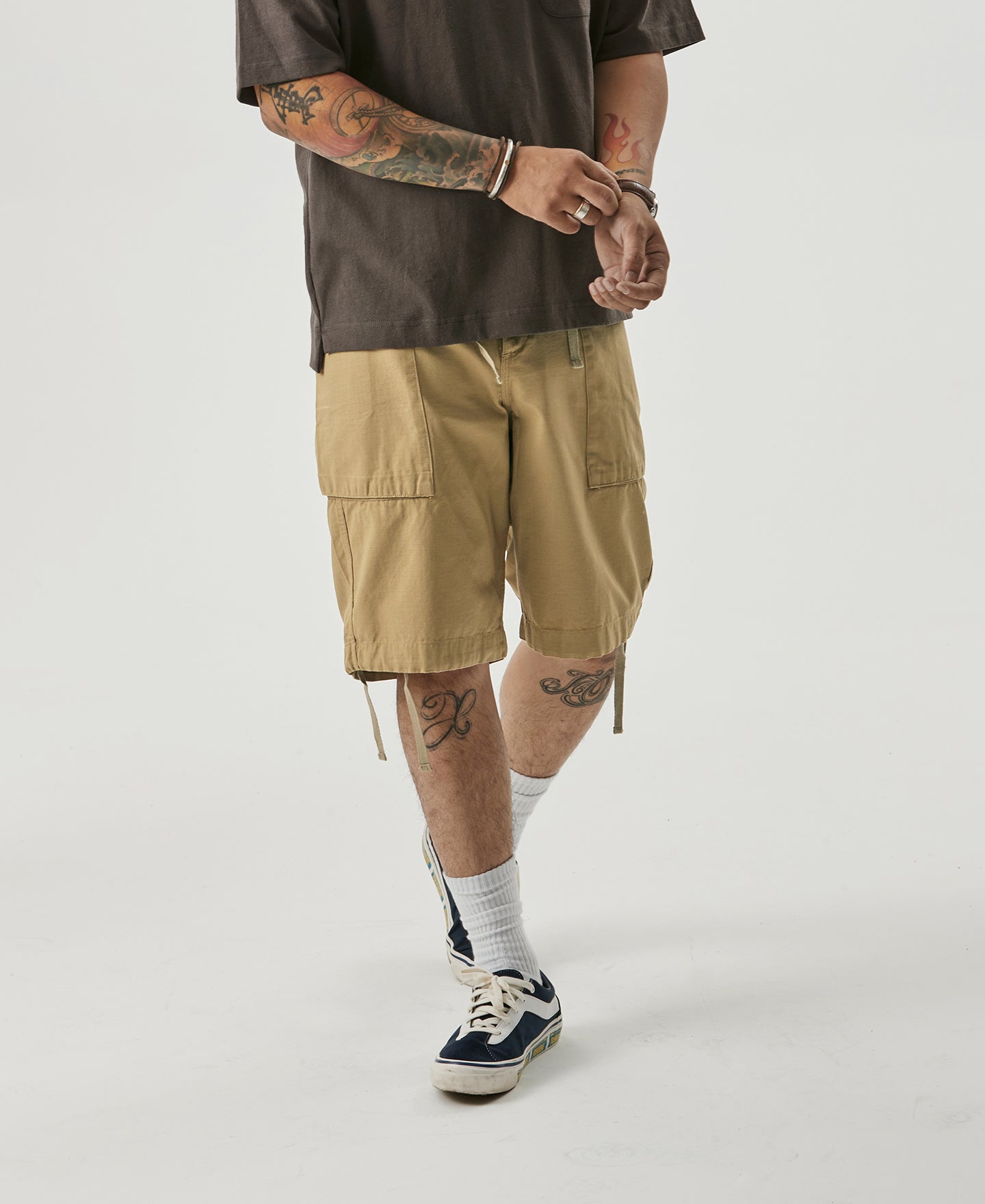 8.5 oz Cotton Ripstop Cargo Loose Shorts - Khaki | Bronson